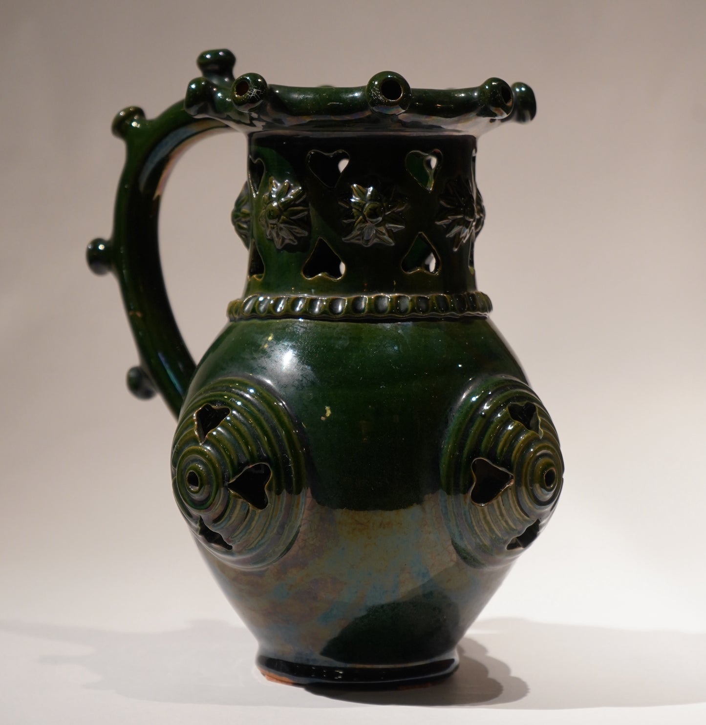 Flower Vase  |  Veres Lajos