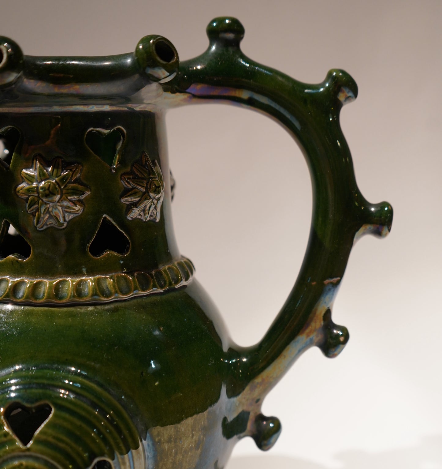 Flower Vase  |  Veres Lajos