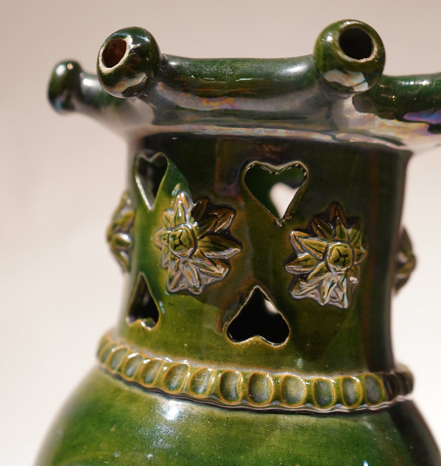 Flower Vase  |  Veres Lajos